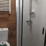 Hostel Gościnne Z łazienkami Przy Wrocławiu, Darmowy Parking *