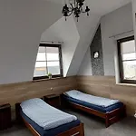 Hostel Gościnne Z łazienkami Przy Wrocławiu, Darmowy Parking Długotęka