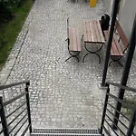 Gościnne Z łazienkami Przy Wrocławiu, Darmowy Parking *