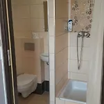 Hostel Gościnne Z łazienkami Przy Wrocławiu, Darmowy Parking *