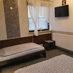 Gościnne Z łazienkami Przy Wrocławiu, Darmowy Parking * Długotęka