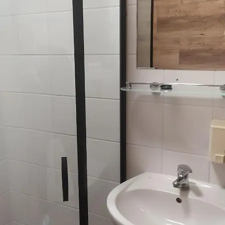 Hostel Byków Wrocławska Albergue