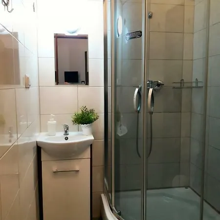 Albergue Hostel Byków Wrocławska *
