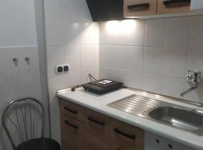 Gościnne Z łazienkami Przy Wrocławiu, Darmowy Parking *