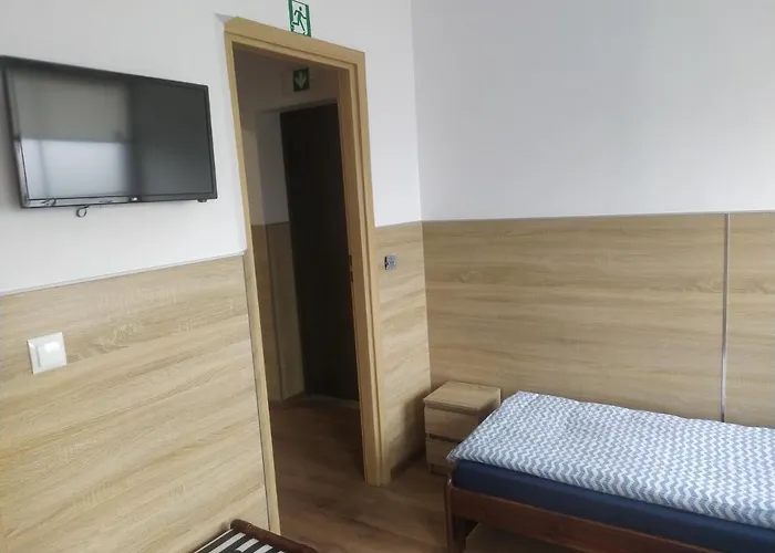 Gościnne Z łazienkami Przy Wrocławiu, Darmowy Parking Długotęka