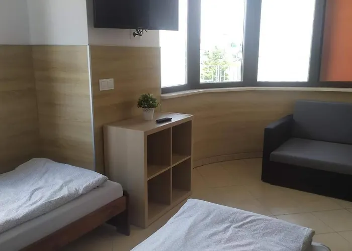 Gościnne Z łazienkami Przy Wrocławiu, Darmowy Parking Długotęka