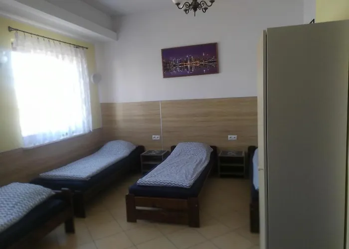 Hostel Gościnne Z łazienkami Przy Wrocławiu, Darmowy Parking *