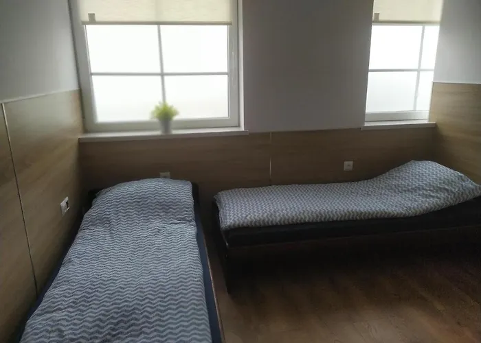 Hostel Gościnne Z łazienkami Przy Wrocławiu, Darmowy Parking *