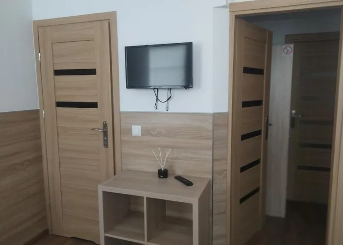 Gościnne Z łazienkami Przy Wrocławiu, Darmowy Parking Długotęka