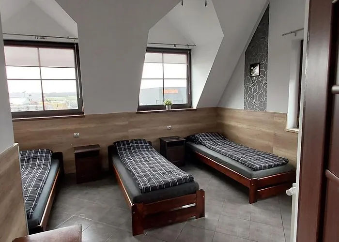 Gościnne Z łazienkami Przy Wrocławiu, Darmowy Parking *