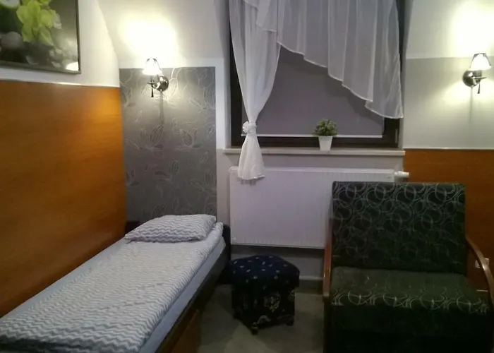 Gościnne Z łazienkami Przy Wrocławiu, Darmowy Parking