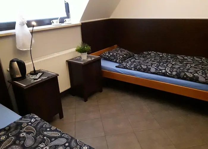 Hostel Gościnne Z łazienkami Przy Wrocławiu, Darmowy Parking