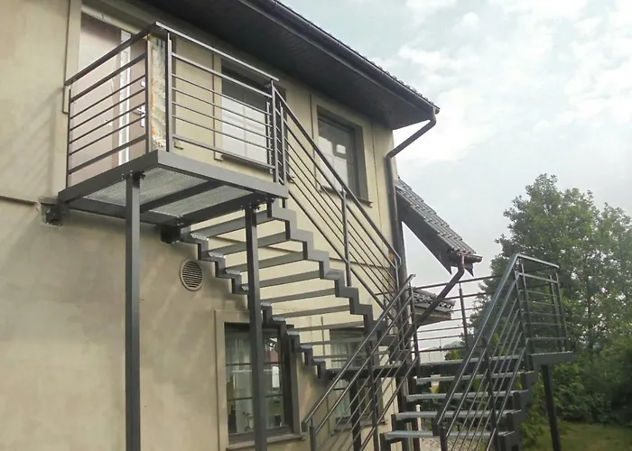 Gościnne Z łazienkami Przy Wrocławiu, Darmowy Parking Długotęka